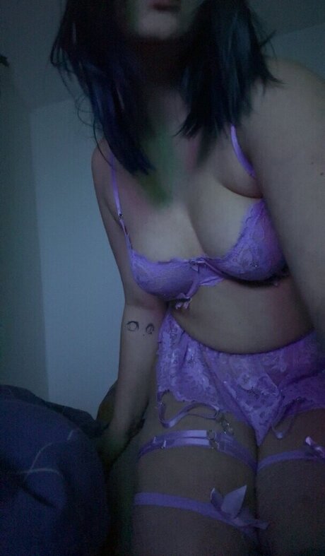 Nahá fotka uniklých OnlyFans od Kiwiimoon