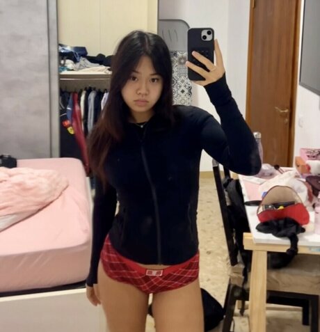 Michela Han