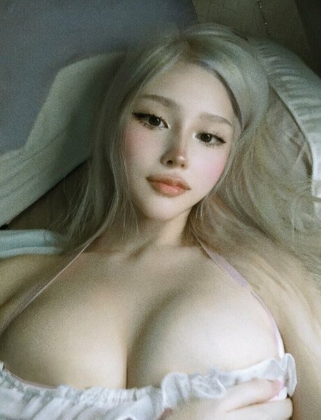 Naken läckt OnlyFans-bild av Globoib Hotvirgin