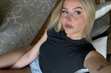 Naakte gelekte OnlyFans-foto van Cirizzle