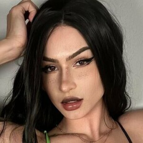 Alaston vuotanut OnlyFans-kuva Fandy