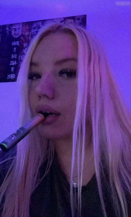 Обнаженная фотография утечки OnlyFans от Joelleboelk