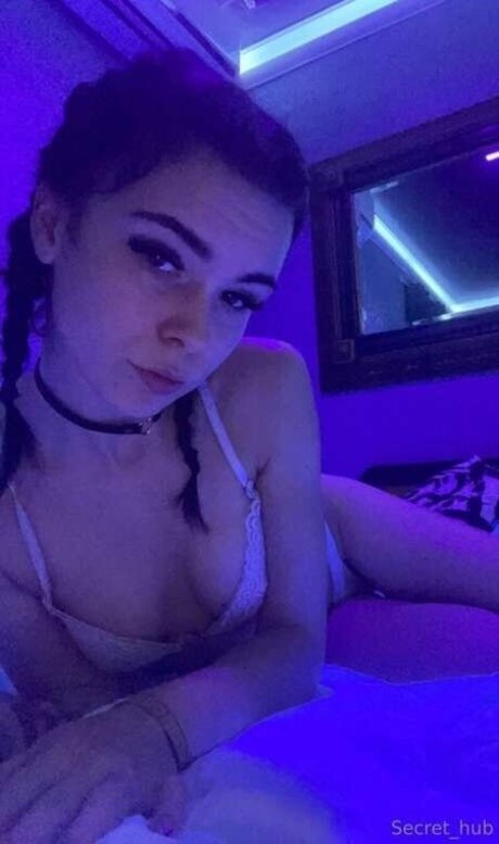 Nahá fotka uniklých OnlyFans od Secrethubwue