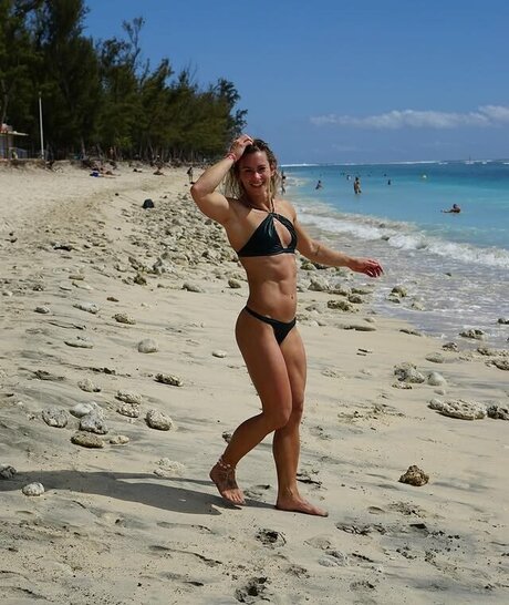 Naken läckt OnlyFans-bild av Louise Czurka