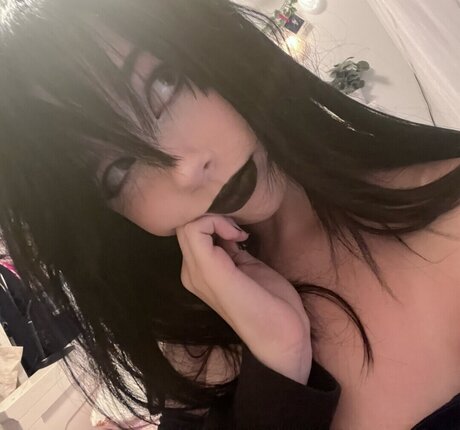 Nahá fotka uniklých OnlyFans od Loopziepop