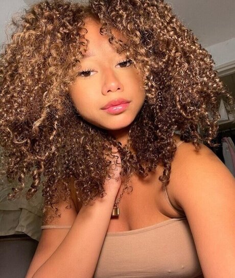 Naken lekkede OnlyFans-bilde av Chevelly