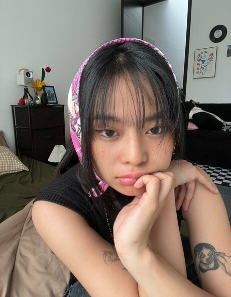 Naken läckt OnlyFans-bild av Miceraa