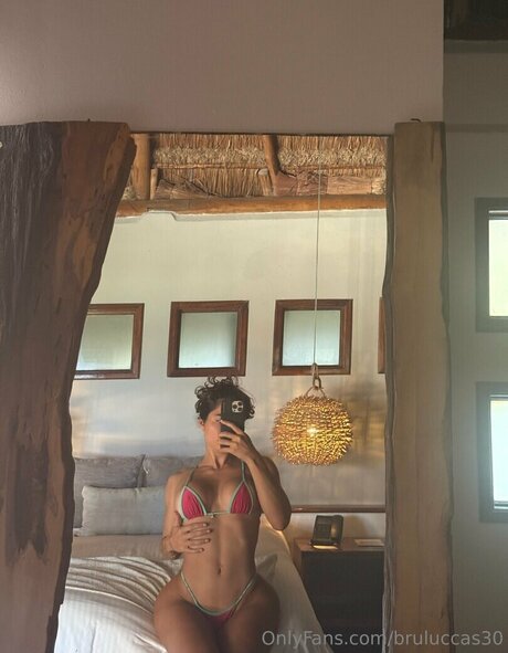 Обнаженная фотография утечки OnlyFans от Bruna Luccas