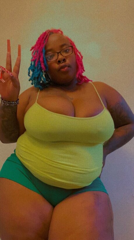 Nacktes geleaktes OnlyFans-Foto von Kissmykittkatt