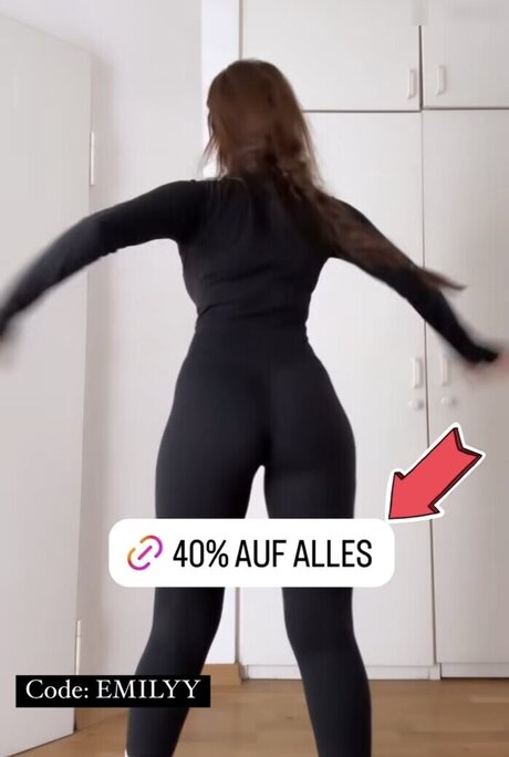 Emily Furz OnlyFans泄露裸照
