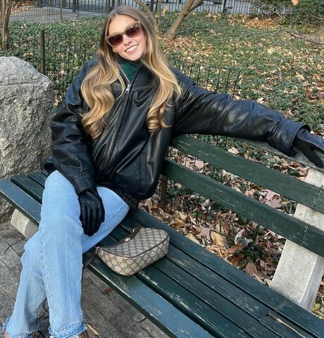 Mia Steele