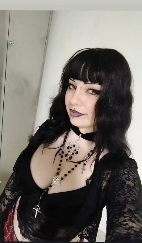 Nacktes geleaktes OnlyFans-Foto von Gothbynight