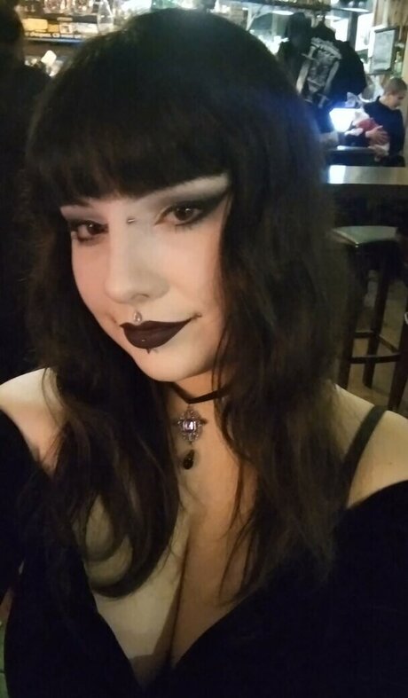 Gothbynight