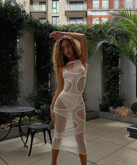 Jazmine Dyer