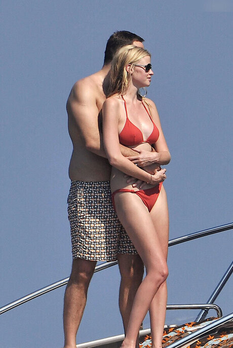 Lara Stone
