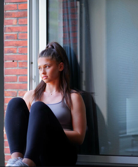 Naakte gelekte OnlyFans-foto van Alysa Ruppert