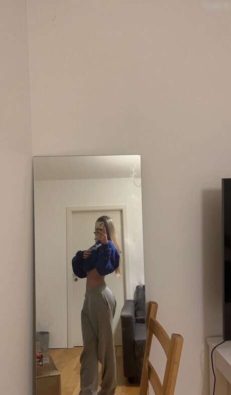 Обнаженная фотография утечки OnlyFans от Sarancx