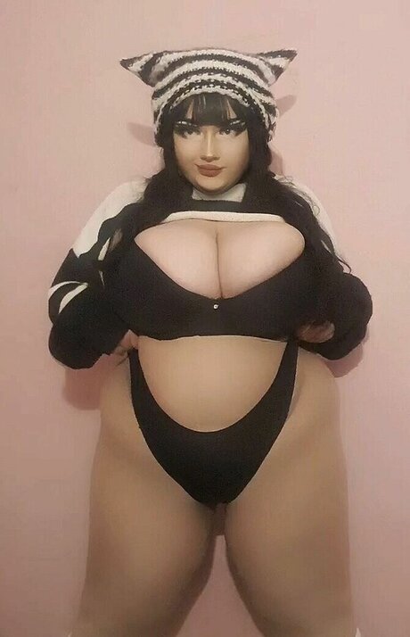 Foto desnuda filtrada de OnlyFans de Bigtiddyash