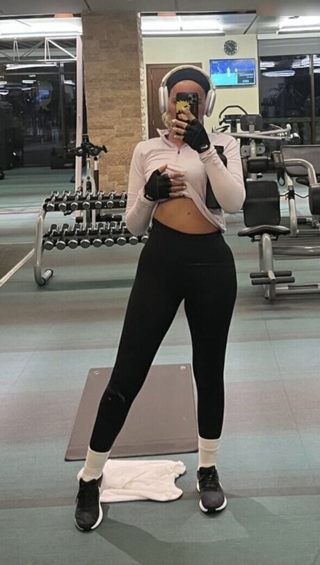 Loredana Zefi