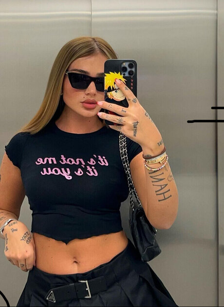 Loredana Zefi