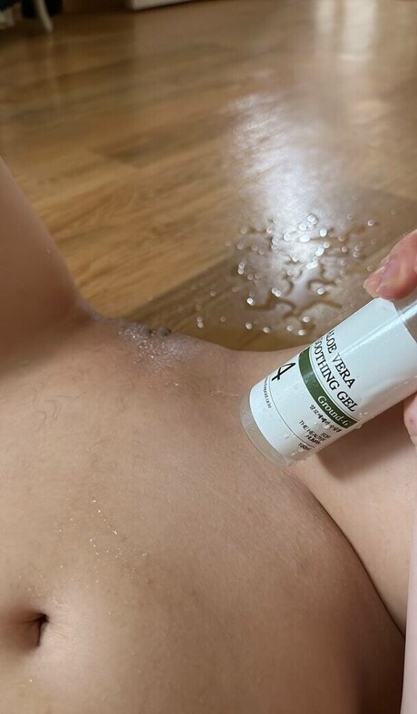 Naken lekkede OnlyFans-bilde av Ehxoehlstkfka0