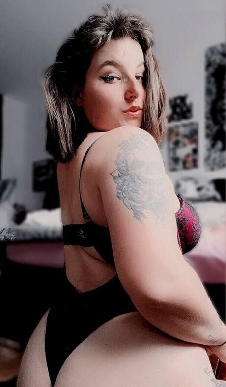Xlenaaofficial