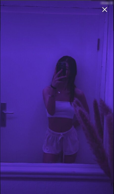 Elenafee OnlyFansリークヌード写真