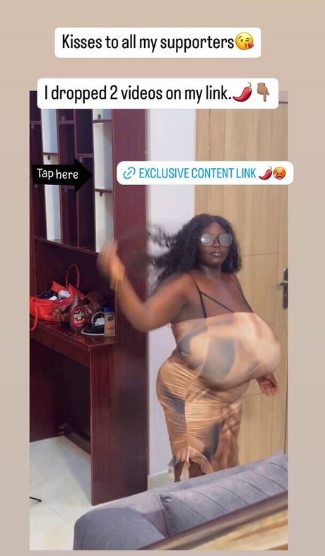 Busty Vivian