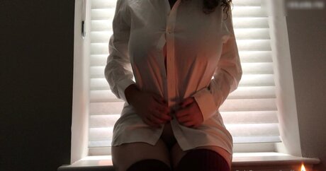 Обнаженная фотография утечки OnlyFans от Ineffable Jenna