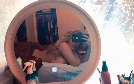 Alaston vuotanut OnlyFans-kuva Arkansaslady