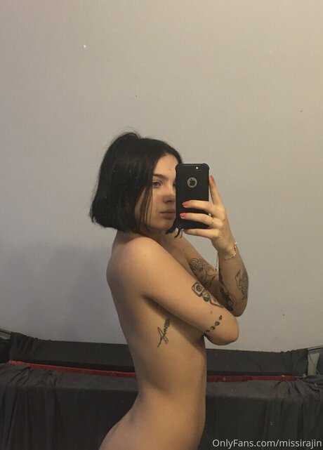 Naken lekkede OnlyFans-bilde av Missirajin