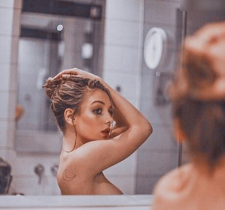 Ester Expsito