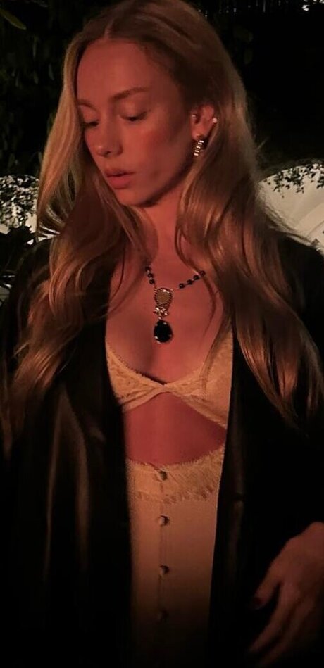 Ester Expósito