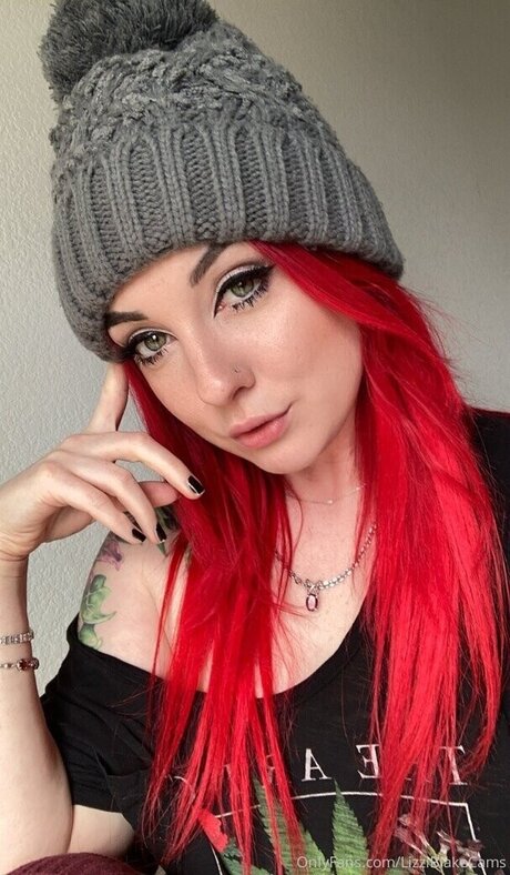 Lizzi Blake