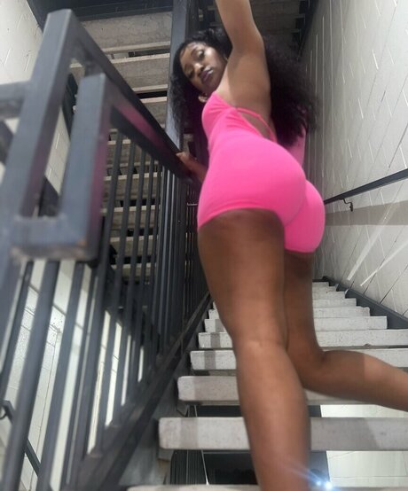 Photo nue de fuite OnlyFans de Thefricanbeauty