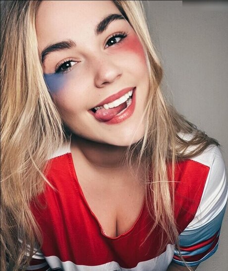 Photo nue de fuite OnlyFans de Facialize Me