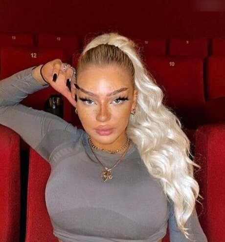 Foto nua vazada do OnlyFans de Elaine Victoria