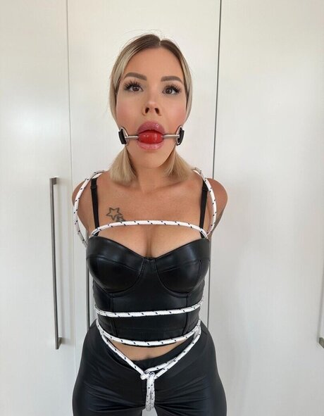 Nahá fotka uniklých OnlyFans od Lara Bergmann