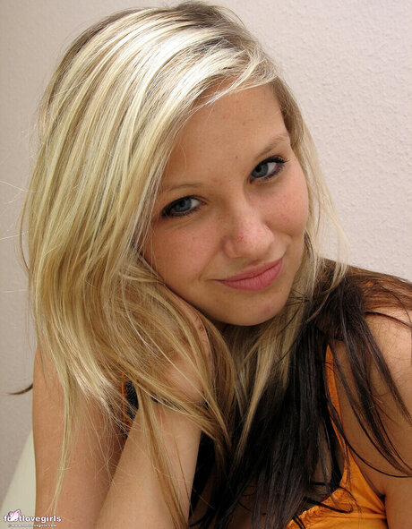 Footlovegirls