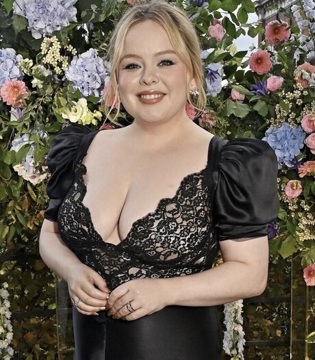 Foto nua vazada do OnlyFans de Celebrity Guilty Pleasures  Underrated Women
