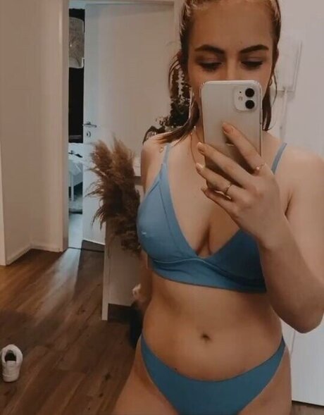 Nøgent lækket OnlyFans-billede af Carina Spoon