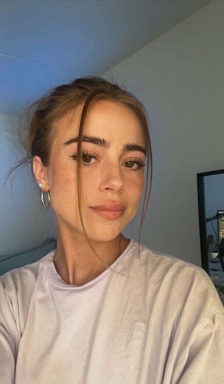 Naken läckt OnlyFans-bild av Eastahh