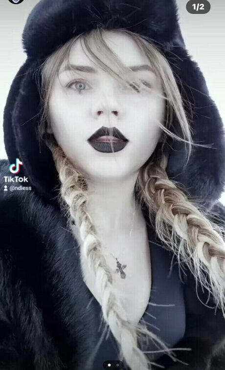 Anastasia Kreslina OnlyFans 유출 누드 사진