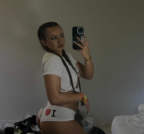 Olivia Alex