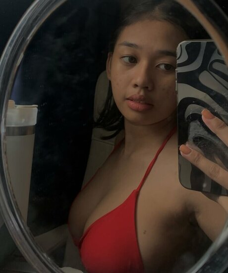 Foto di nudo di fuga di OnlyFans di Itsyorjie