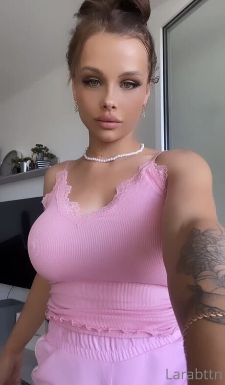 Lara Bttn