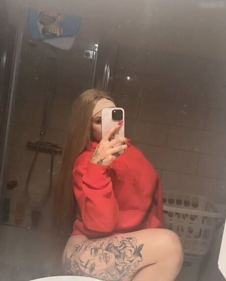 Lara Bttn