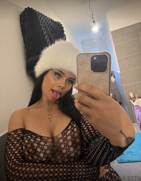 Lara Bttn