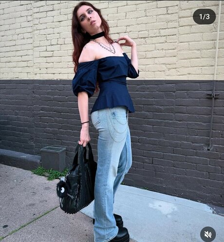 Naken läckt OnlyFans-bild av Heymissteacher