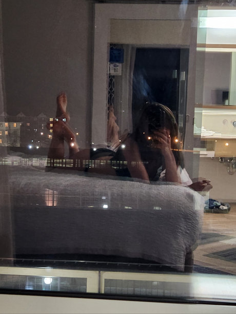 Naken läckt OnlyFans-bild av Laura